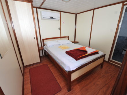 Kroatien Schiff Premium