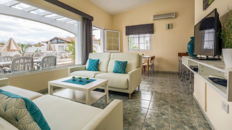 Villas Blancas 2 gay bungalows Gran Canaria