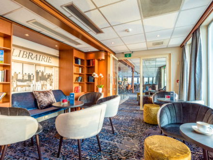 Bibliothek Rhone schwule Flusskreuzfahrt Frankreich