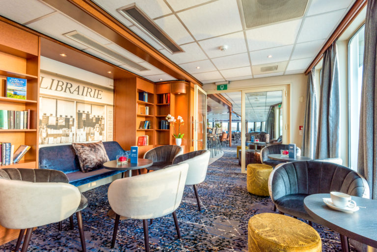 Bibliothek Rhone schwule Flusskreuzfahrt Frankreich