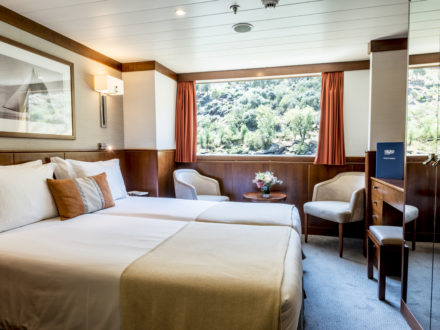 Cruiser Hauptdeck schwule Flusskreuzfahrt Douro Portugal