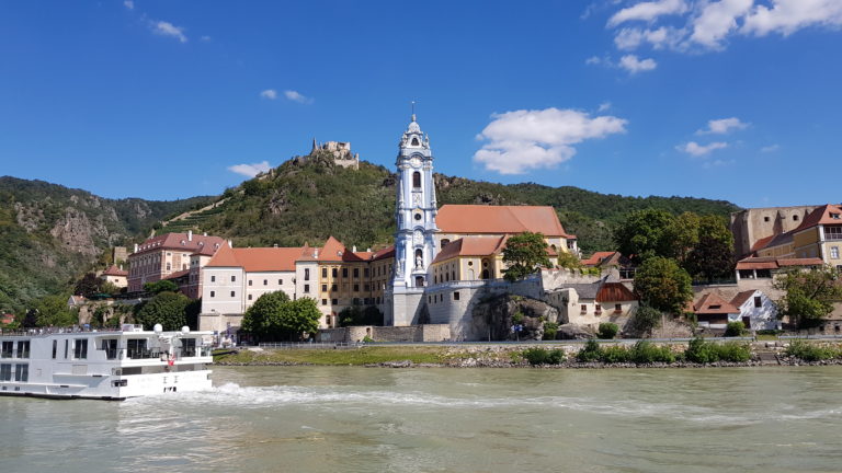 Flusskreuzfahrt schwul Donau Wachau