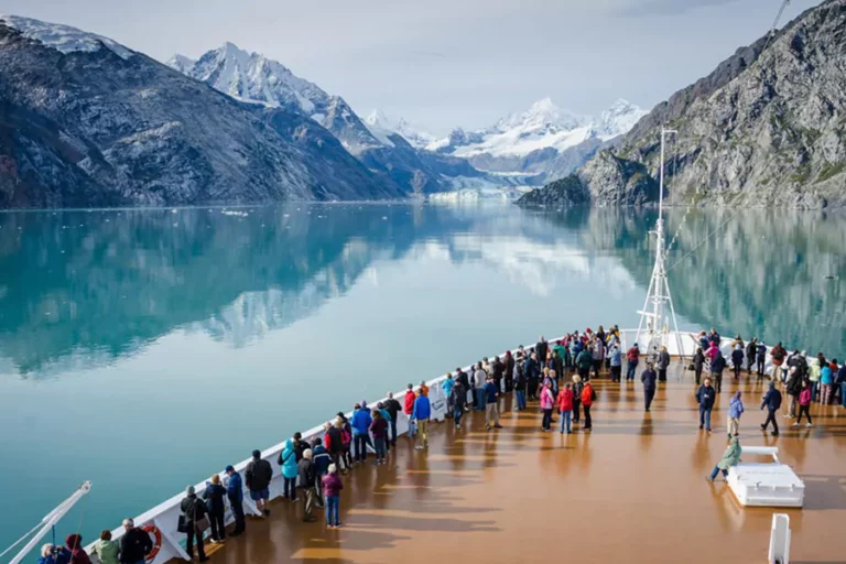 Fjord Alaska gay cruise schwule Kreuzfahrt