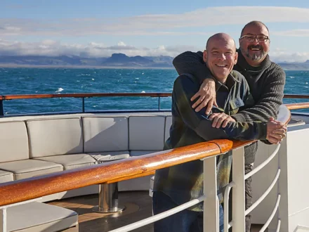 Paar Alaska gay cruise schwule Kreuzfahrt