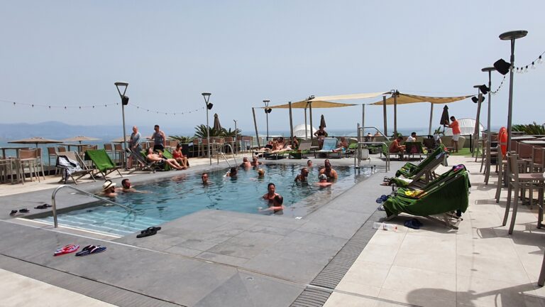 Melia Costa del Sol Torremolinos gay friendly Hotel Dachterrasse