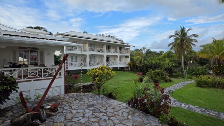 Todoblanco Hotel gay friendly Dominikanische Republik Rundreise Samana Las Galeras Garten