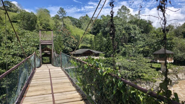 Gran Jimenoa Hotel Jarabacoa gay friendly Brücke