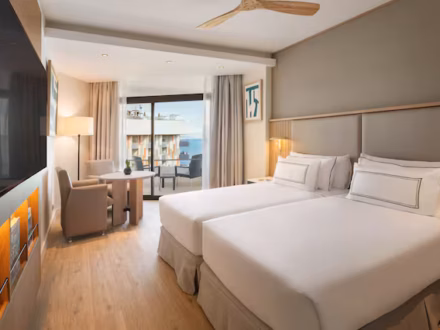 Melia Costa del Sol Torremolinos gay friendly Hotel Zimmer Deluxe