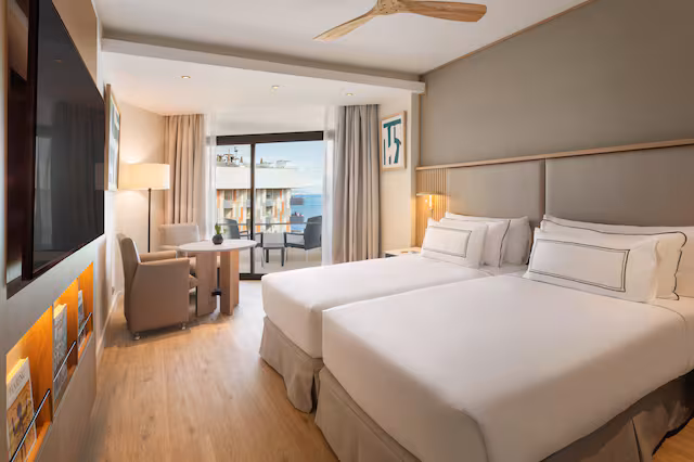 Melia Costa del Sol Torremolinos gay friendly Hotel Zimmer Deluxe
