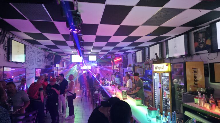 Costa Rica gay Szene Bars Clubs