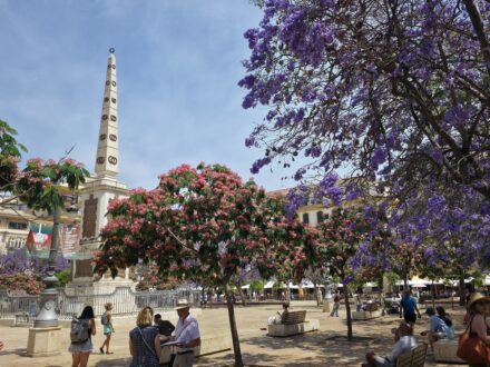 Gay Reisen Spanien Malaga Plaza Merced