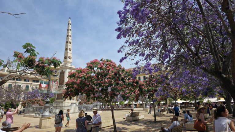 Gay Reisen Spanien Malaga Plaza Merced