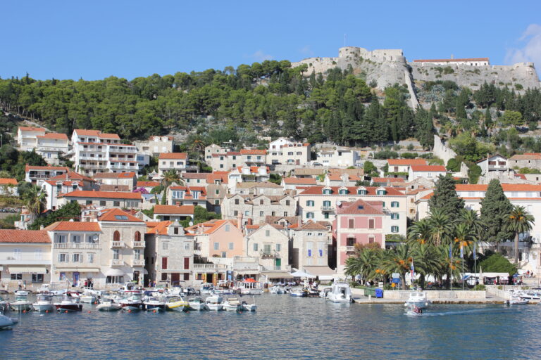 Yacht schwule Kreuzfahrt Kroatien Hvar